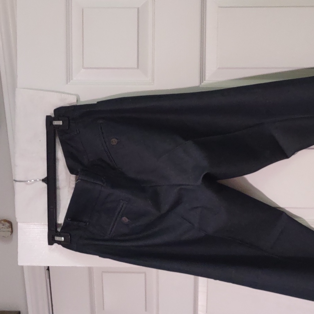 Mossimo size 10 charcoal gray ankle trouser. - Picture 5 of 6